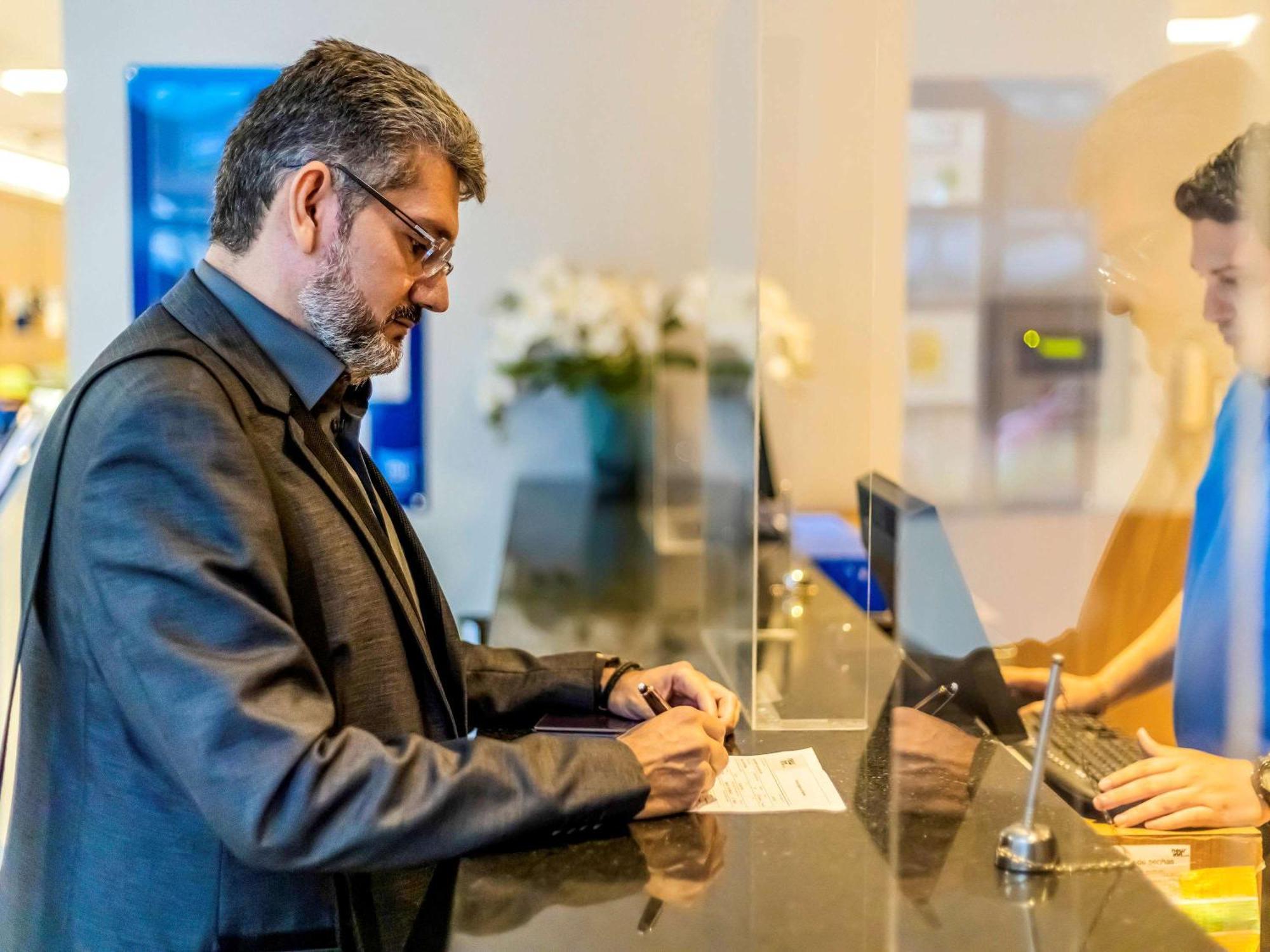 Ibis Budget Belém Batista Campos Esterno foto